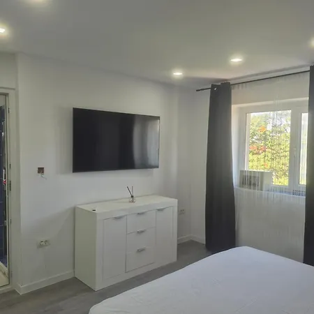 Mangalia44apartament 3camere Daire *